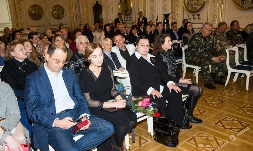 Одесситов наградили государственными наградами (ФОТО)