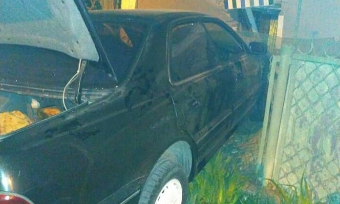 В Черноморске автомобиль протаранил стену жилого дома 