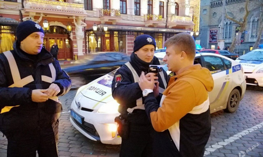 Нетрезвый бляхер протаранил в Одессе 4 автомобиля (ФОТО)
