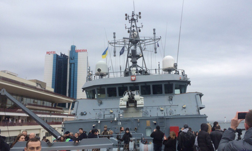 Одесситам устроили экскурсию на кораблях НАТО