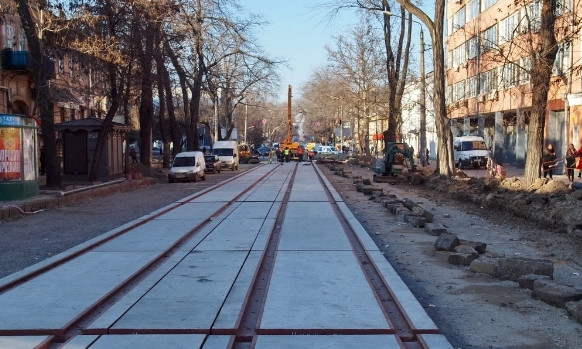 Одесситам на заметку: временно изменена схема движения транспорта по улице Преображенской