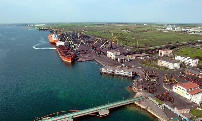 Причалы в Южном порту будут ремонтировать за 3 миллиарда гривен