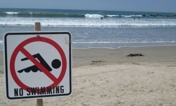 Одесситам не рекомендуют плавать на пляжах Одессы 