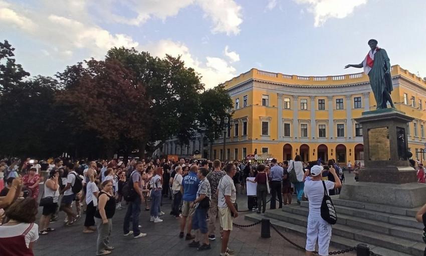 В Одессе прошел митинг в поддержку беларусской демократии и против Лукашенко 