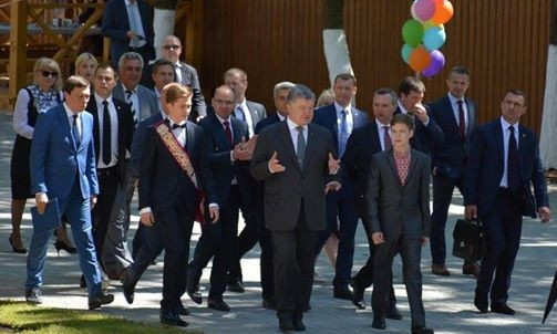 Одесский школьник: Президент «мягкий и шершавый» с классной улыбкой и харизма необычная