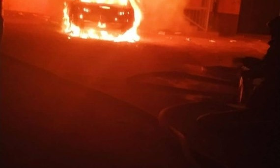 В Одессе горело два автомобиля (ФОТО, ВИДЕО)