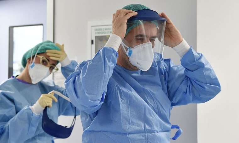 Украина вошла в пятерку стран Европы с самым быстрым распространением коронавируса 