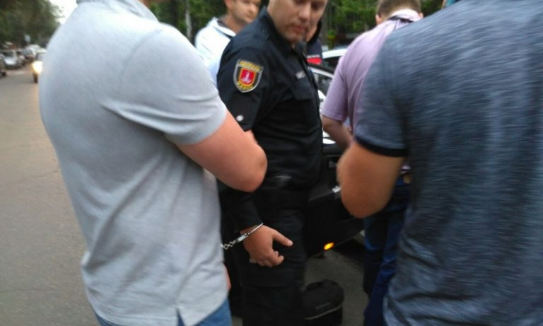 В Одессе на взятке задержали полицию
