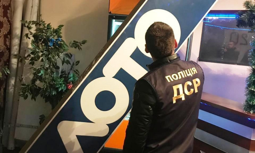 Одесский регион: полицейские за сутки закрыли 64 игорных заведения