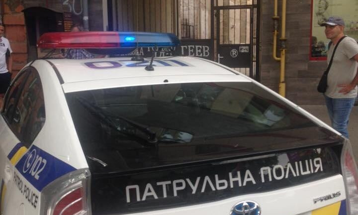 В Одессе полиция припарковалась на месте "для геев" (ФОТО)