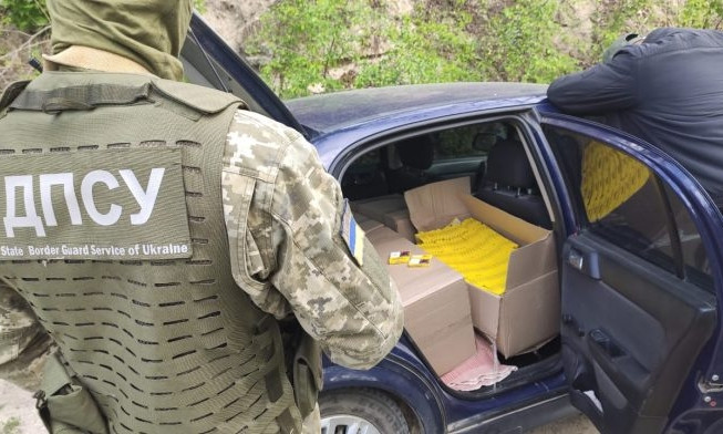 В Одесской области задержали контрабанду сигарет