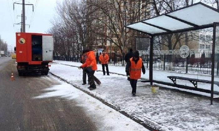 Коммунальные службы перешли на усиленный режим работы в ожидании снега 