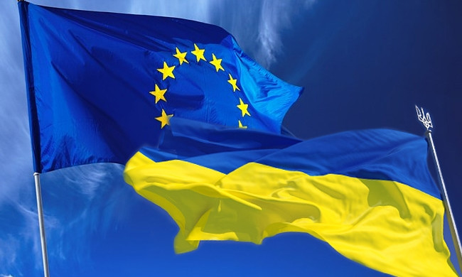 Из-за вмешательства Конституционного Суда в работу антикоррупционных органов Украина может лишиться безвизового режима 