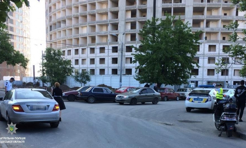 В Одессе сбили мопед, который вёз 4-летнего пассажира