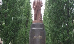 В Одесской области обнаружен несваленный памятник Ленину