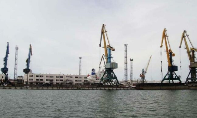 Ненастье повлияло на работу портов Одесской области 