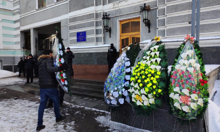 Студенты-медики "похоронили" Одесский МедИн (ФОТО)