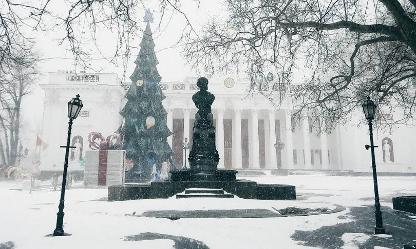 Удивительной красоты фото Одессы после снежного урагана