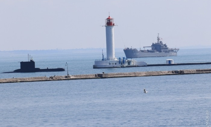 В Одесский порт зашло три турецких судна, в том числе подводная лодка