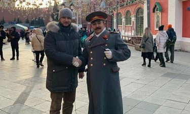 Богдан Гиганов фотографировался со Сталиным, когда в Украине чтили жертв Голодомора