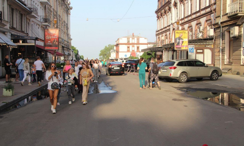 В центре Одессы в выходные дни увеличат количество парковок 