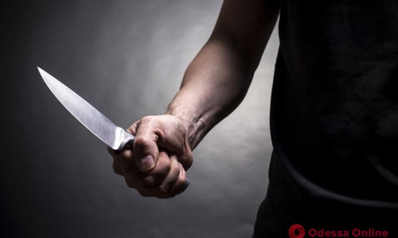 В Одесской области из СИЗО вышел парень, нанёсший бывшей возлюбленной 19 ножевых ранений