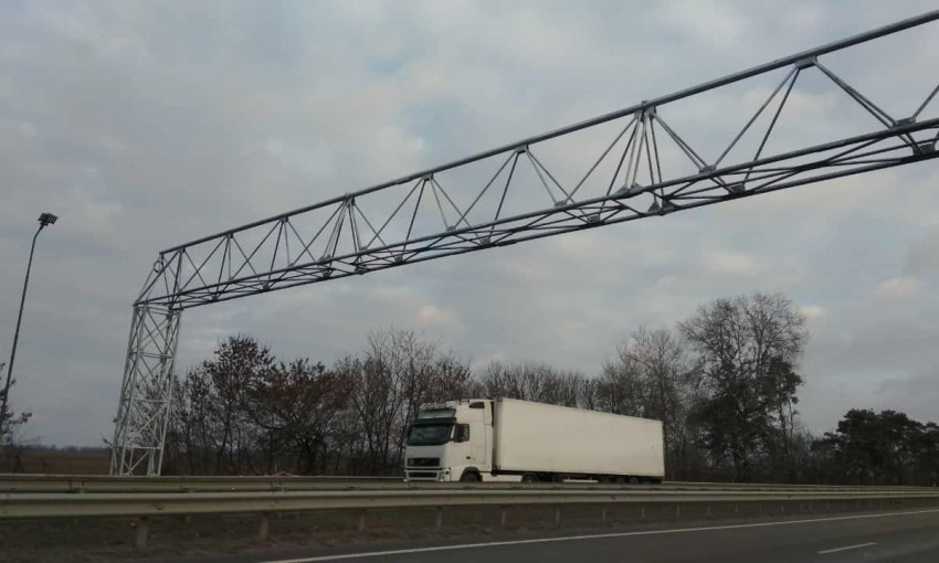 В Одесской области установят несколько комплексов для взвешивания грузовиков в движении 