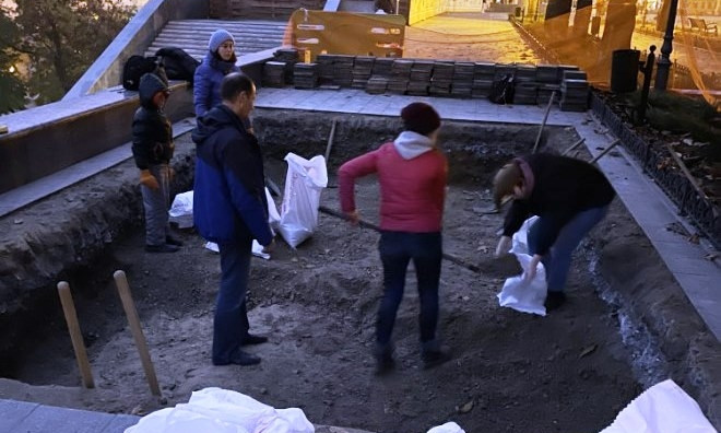 На Приморском бульваре ищут остатки Хаджибейского замка, работают археологи