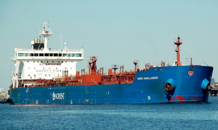 В порт Одессы прибыл танкер с дизтопливом из Турции