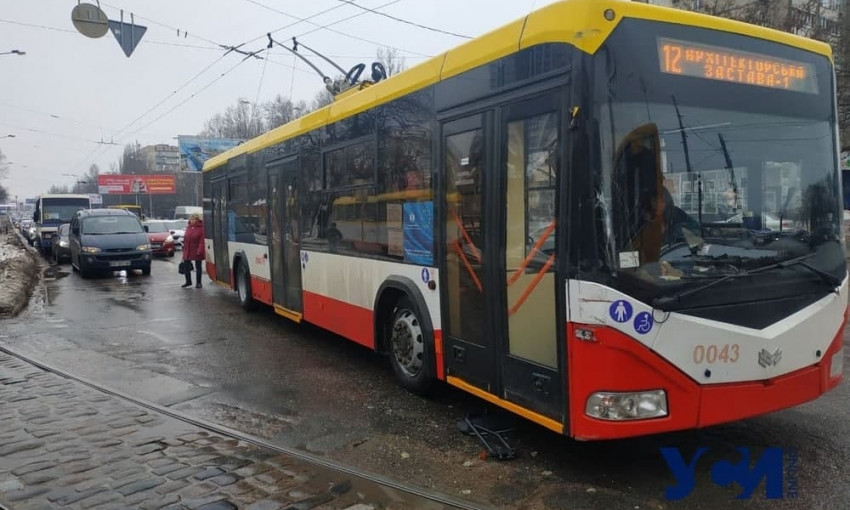 В Одессе столкнулись трамвай и троллейбус 