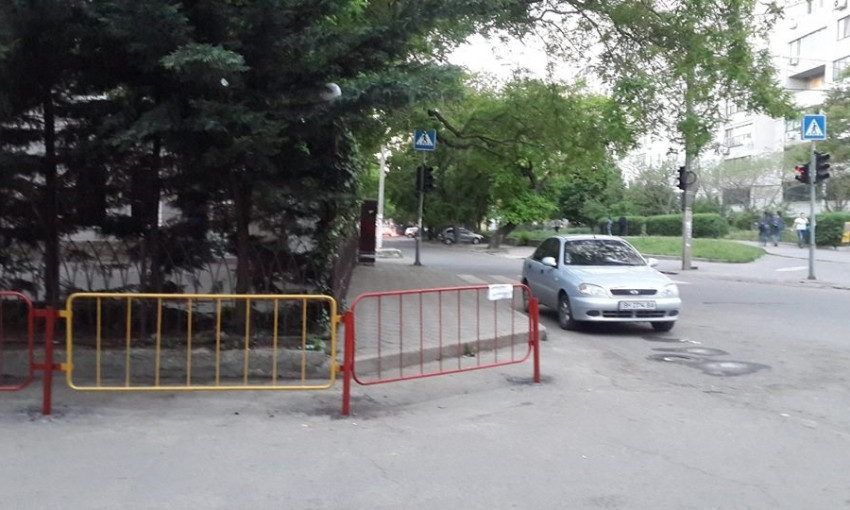 КП «СМЭП»: в Одессе появилось турникетное заграждение и новая разметка