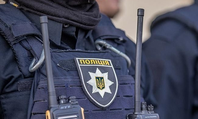 В Одессе полиция задержала продавцов елок 