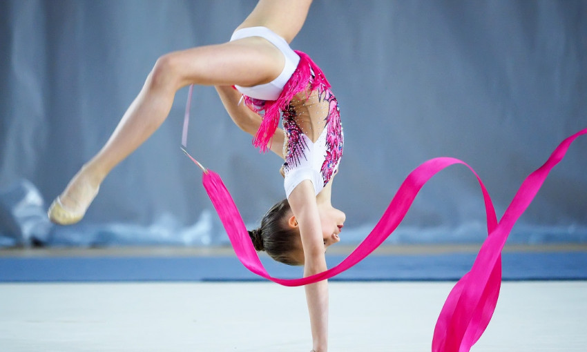 «Саламандра»: яркое выступление участницы Всеукраинского фестиваля по художественной гимнастике