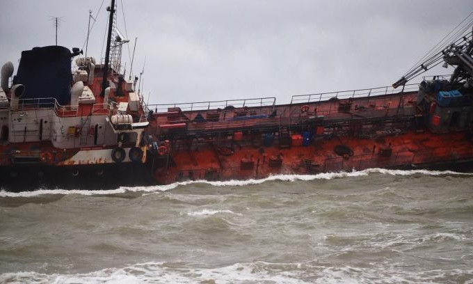 Кораблекрушение танкера у берега Одессы привело к экологической катастрофе 