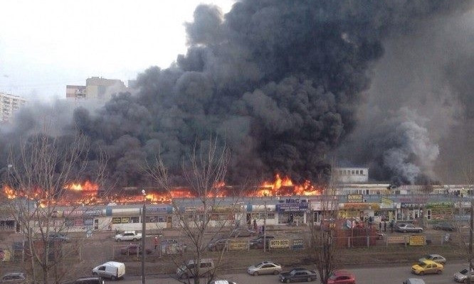 Ущерб в 400 тысяч гривен: будут судить виновника пожара на рынке «Меркурий»