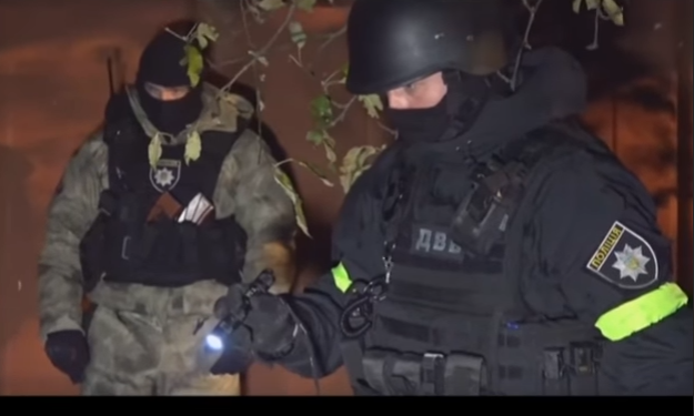 В Одесской области задержали замаскированных под полицейских грабителей