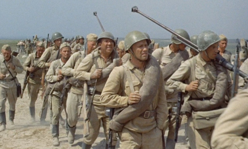 Любимые военные фильмы на «Интере»: 75-летию Парада Победы посвящается