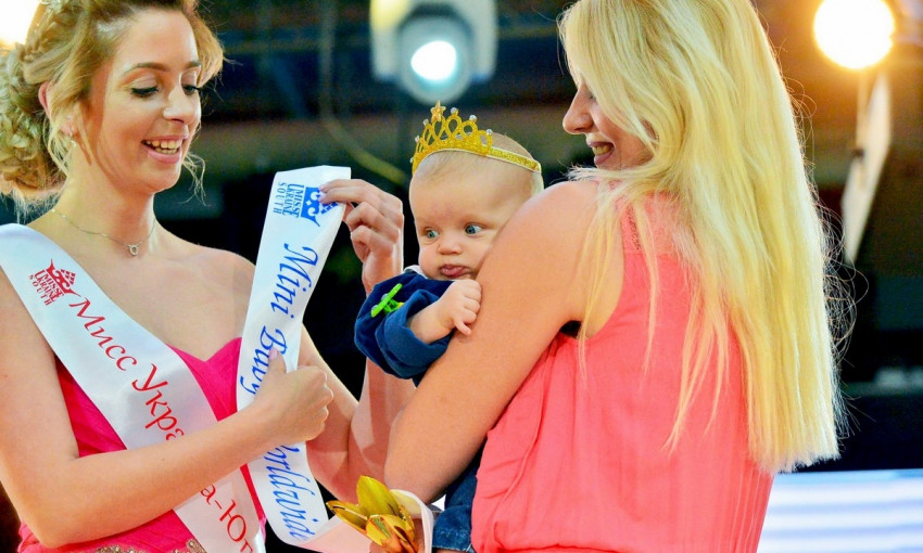 В Одессе выбирали самых красивых детей и беременных женщин