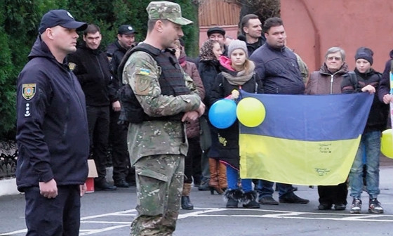 Одесские полицейские отправились на восток Украины