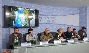 Одесские активисты в Киеве просят президента дать Ходияку звание Героя Украины