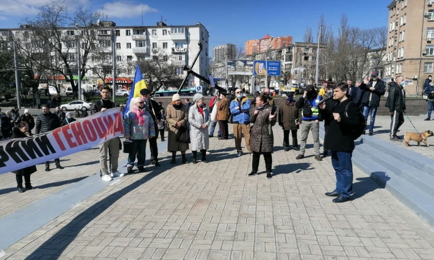 Одесситы вышли на акцию против повышения тарифов 