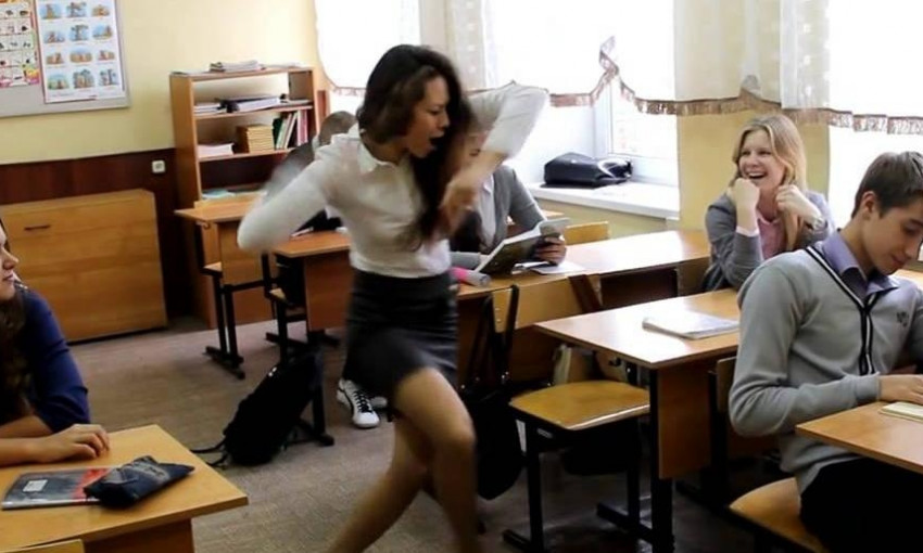 Трагедия в "Виктории" помогает администрации одной из одесских школ вымогать деньги