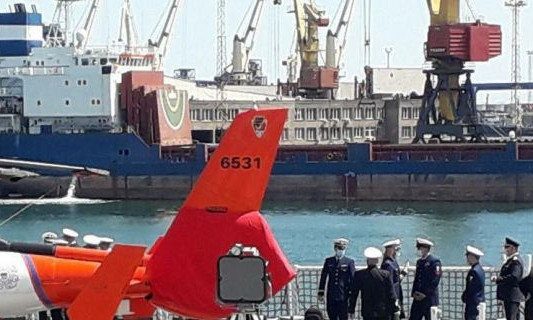 В Одесском порту перекрыли часть причала, у которого пришвартован корабль США 