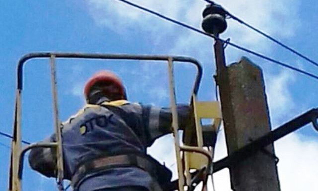 Одессаобленерго отчиталась о восстановлении электроснабжения пострадавших от непогоды домов