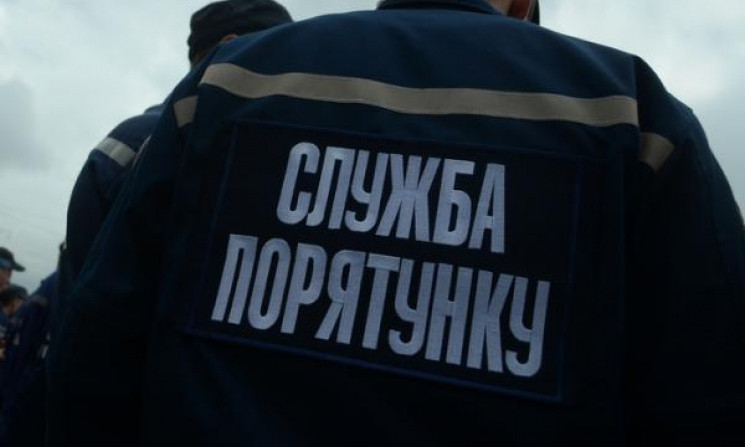 В Одессе из 20-метрового колодца достали девушку