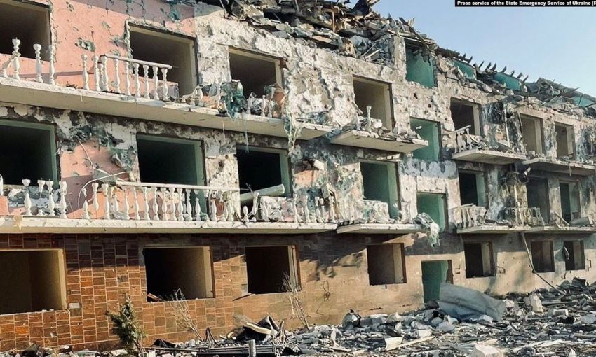 Россияне разбомбили в Сергеевке Детский реабилитационный центр, принадлежащий Молдове