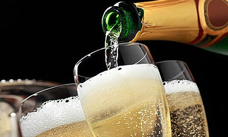 В Одессе с помощью шампанского поставят новый рекорд