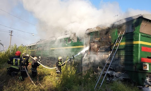 На Одесской железной дороге загорелся локомотив