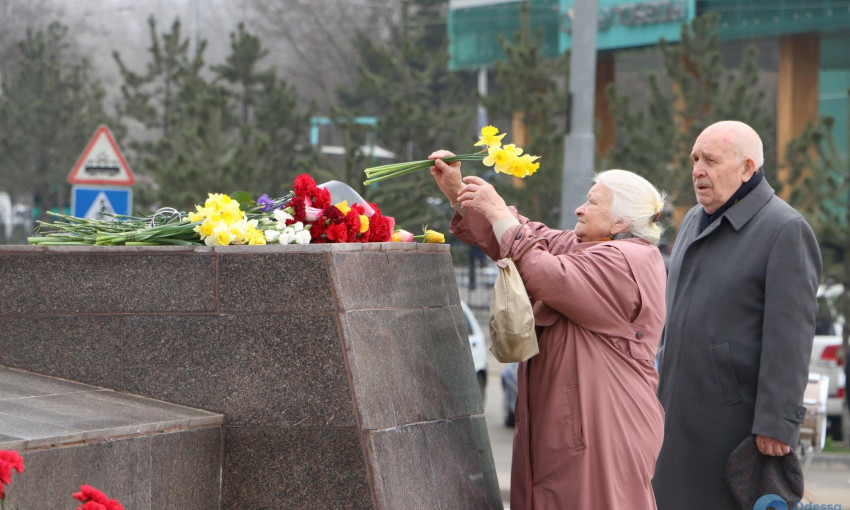 День освобождения Одессы: в городе почтили память воинов-освободителей