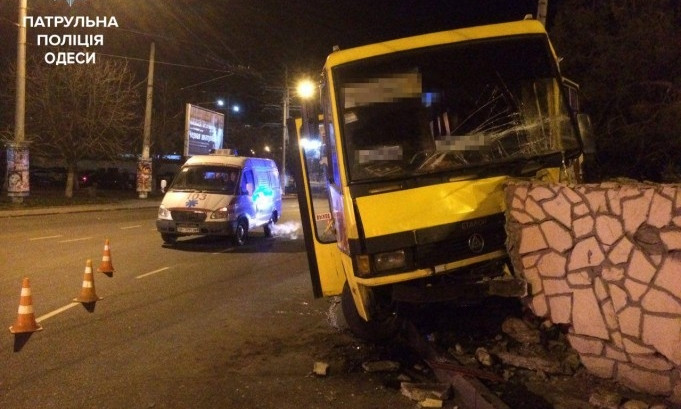 Подробности серьёзной аварии на Таирово: есть пострадавшие